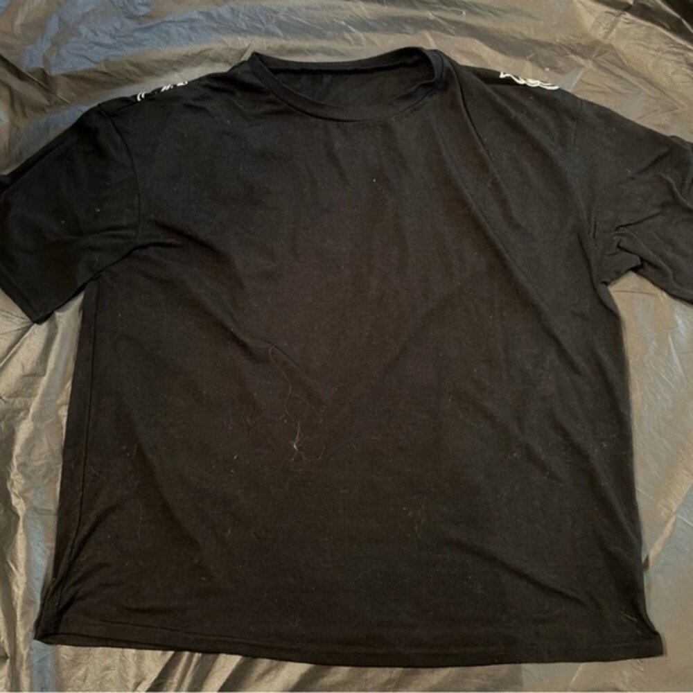 ROMWE Black Short-Sleeve Crewneck Tee
